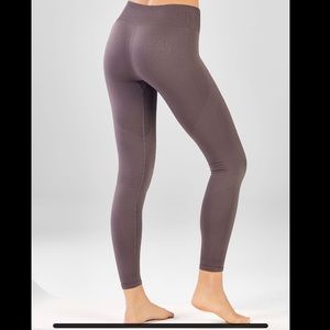 Fabletics Seamless 7/8 Leggings